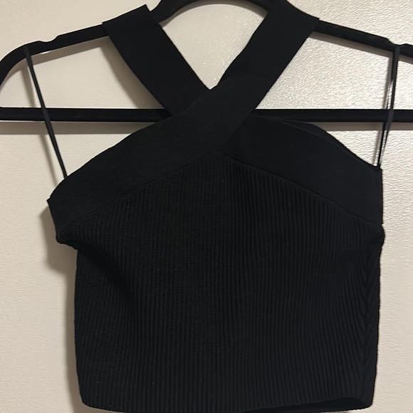 ARITZIA BABATON SCULPT KNIT CRISS CROSS CROPPED TANK - Picture 4 of 5